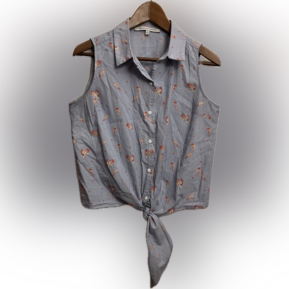 Sleeveless Shirt with waist tie - perfect with or without jacket